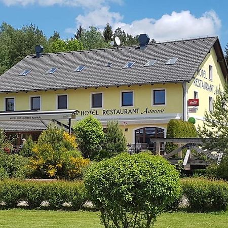 Hotel Admiral Lipno nad Vltavou Exteriör bild