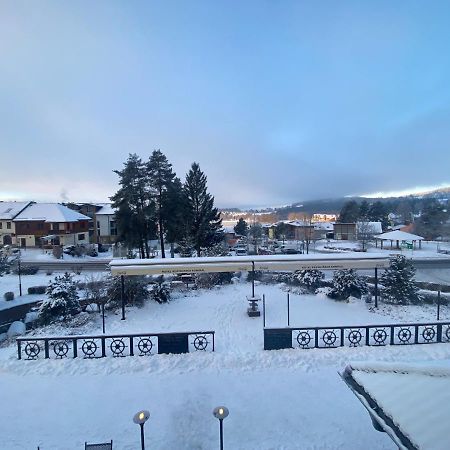 Hotel Admiral Lipno nad Vltavou Exteriör bild