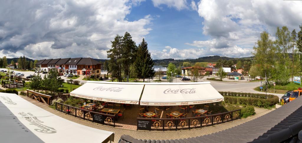 Hotel Admiral Lipno nad Vltavou Exteriör bild