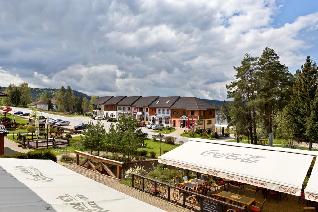 Hotel Admiral Lipno nad Vltavou Exteriör bild
